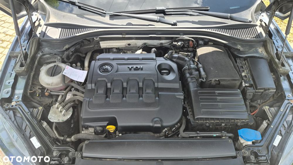 Skoda Superb 2.0 TDI Style - 30