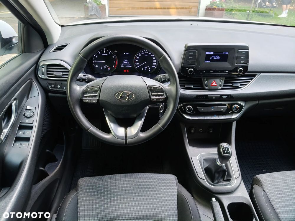 Hyundai i30 1.0 T-GDI Classic + - 21