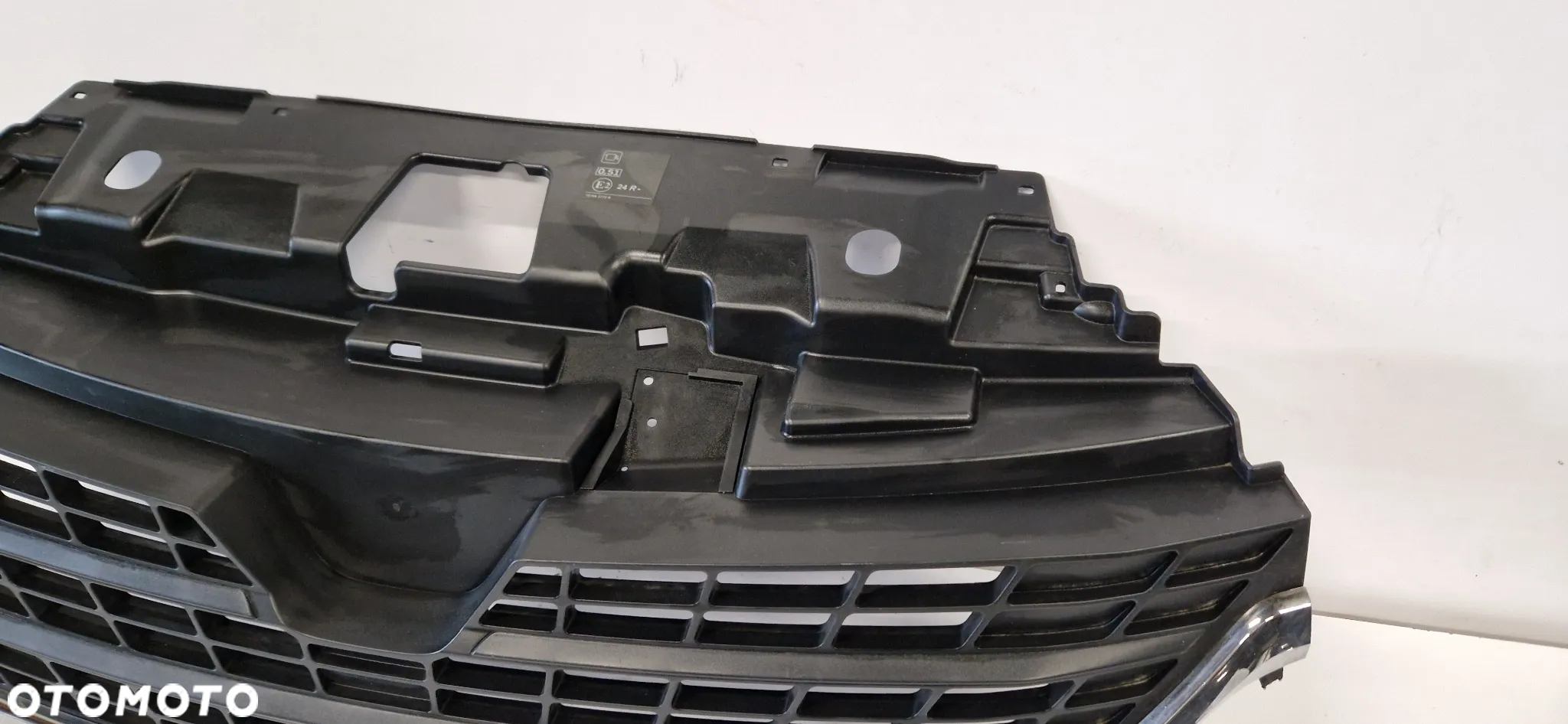 Grill atrapa Renault Trafic III 3 LIFT - 4