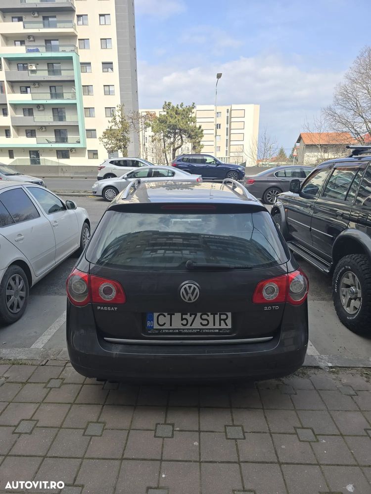 Volkswagen Passat 2.0 TDI Highline - 4