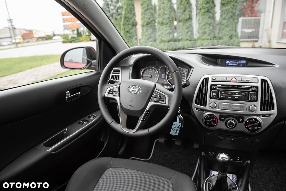 Hyundai i20 - 23