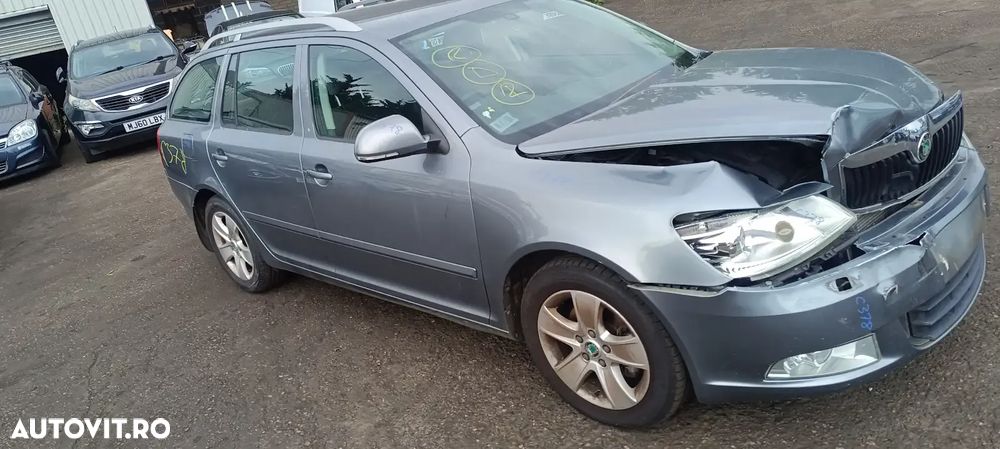 Dezmembrari / Dezmembrez Skoda Octavia 2 Combi Facelift 2.0 TDI CFHC cutie viteze automata cod culoare LF8L - 6
