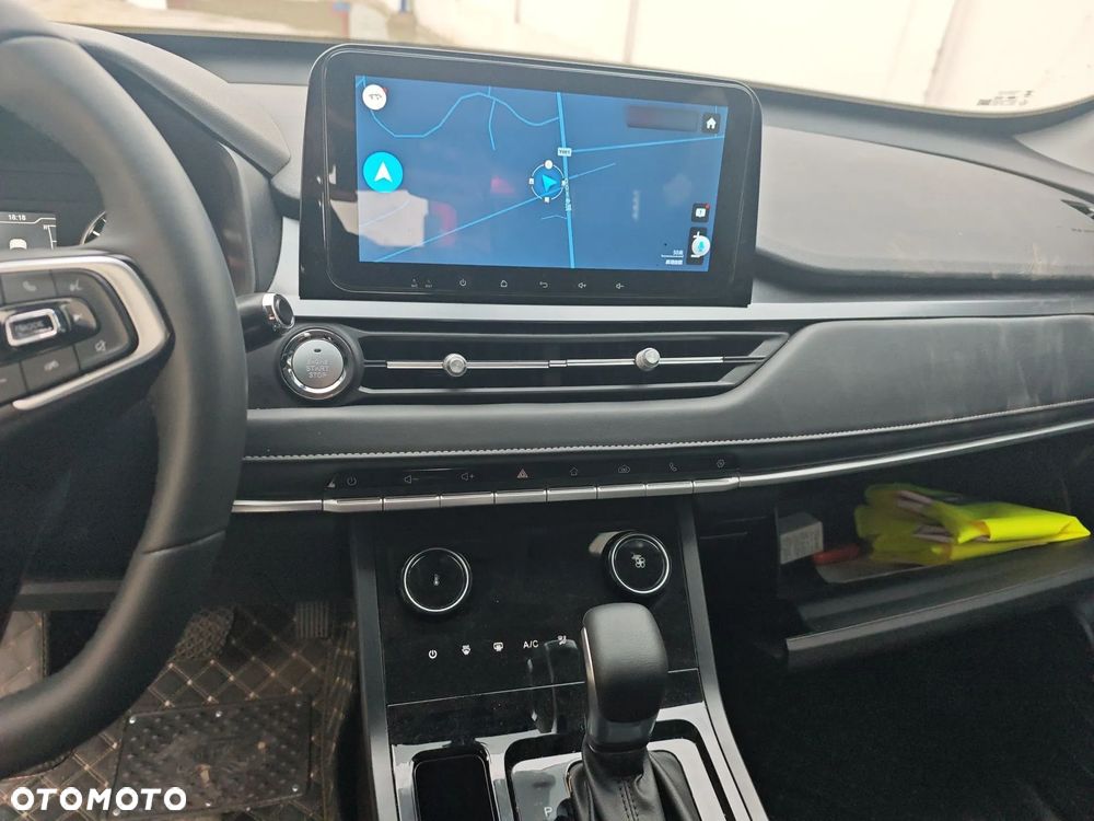 Chery Tiggo 4 1.5 GDI HEV Essential DHT - 5