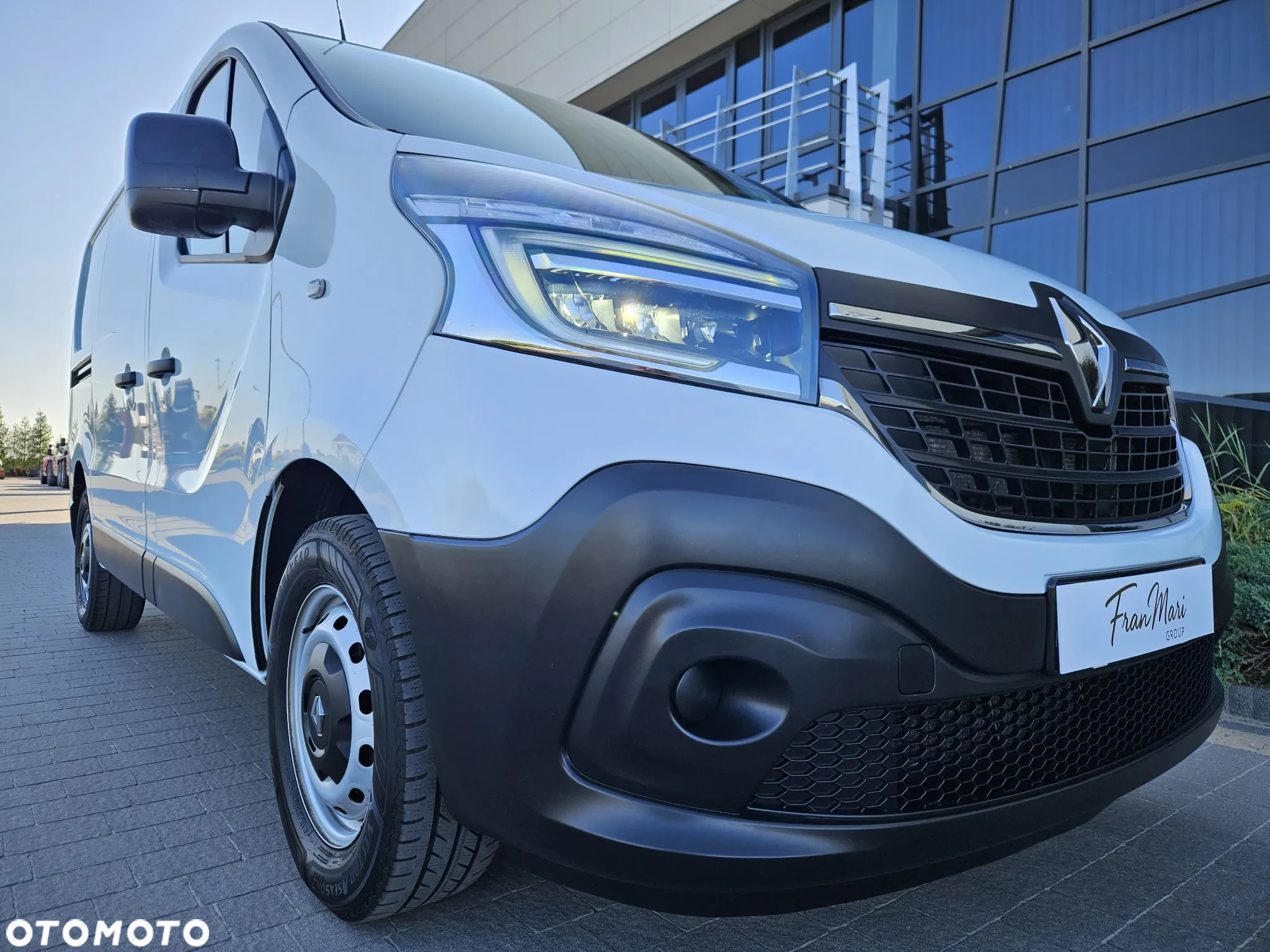 Renault Trafic - 10