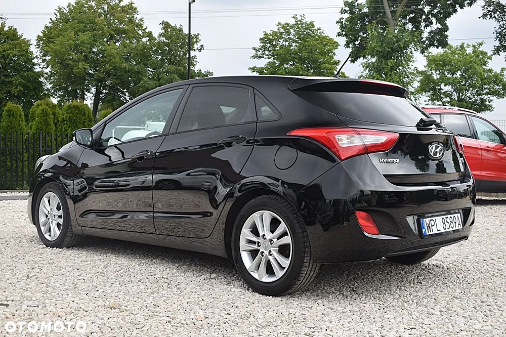 Hyundai i30 1.6 CRDI Trend - 6