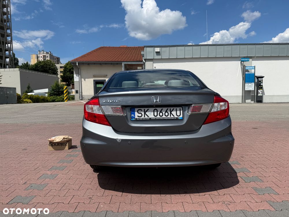 Honda Civic 1.8 Executive - 4