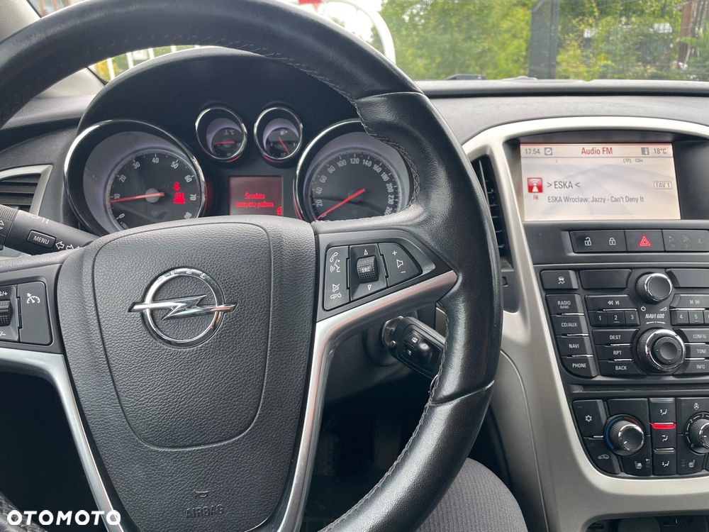 Opel Astra 1.4 T Sport - 8