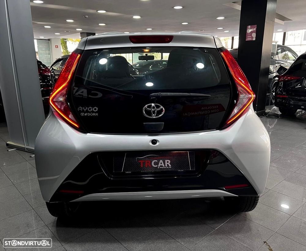 Toyota Aygo X Play - 15