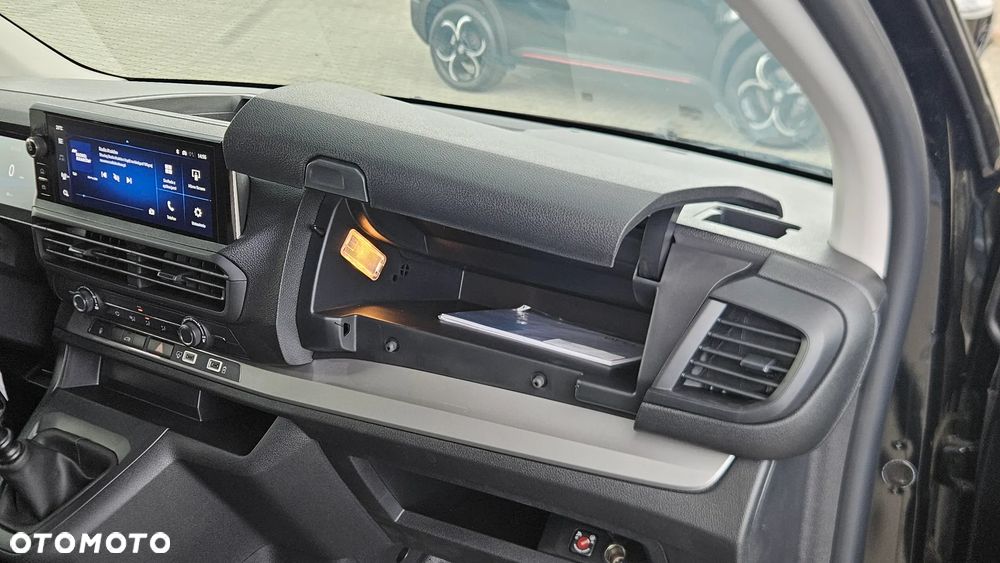 Opel Vivaro - 19