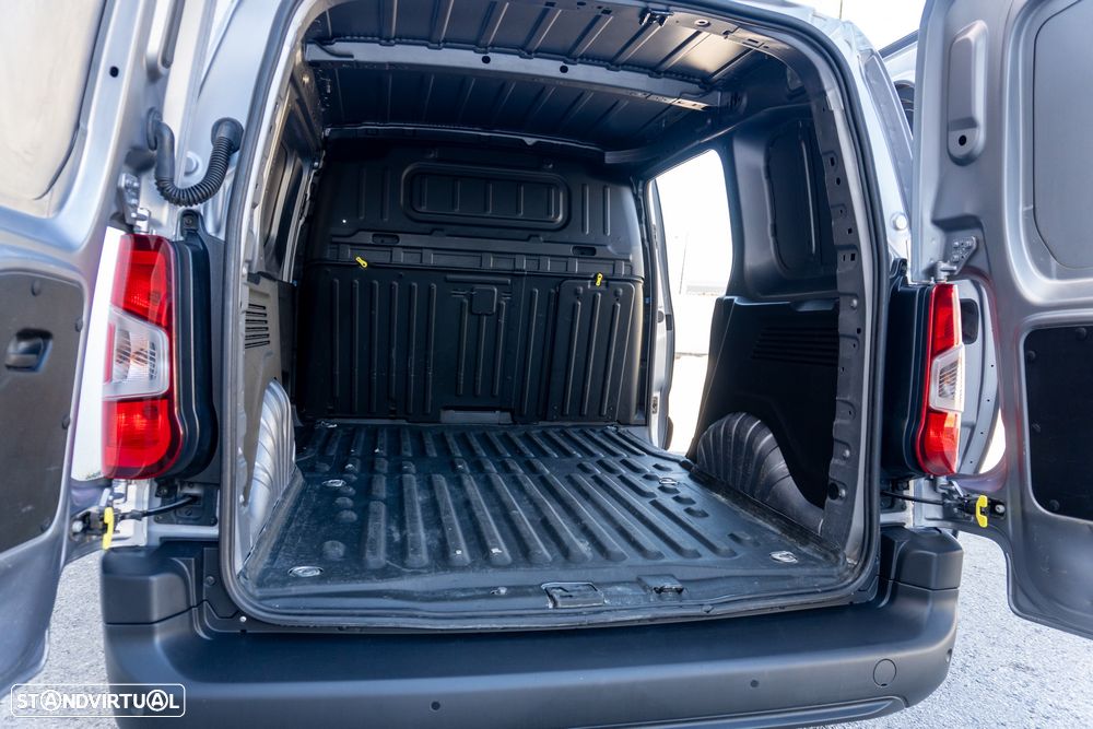 Toyota ProAce City 1.5 D-4D L1 - 30