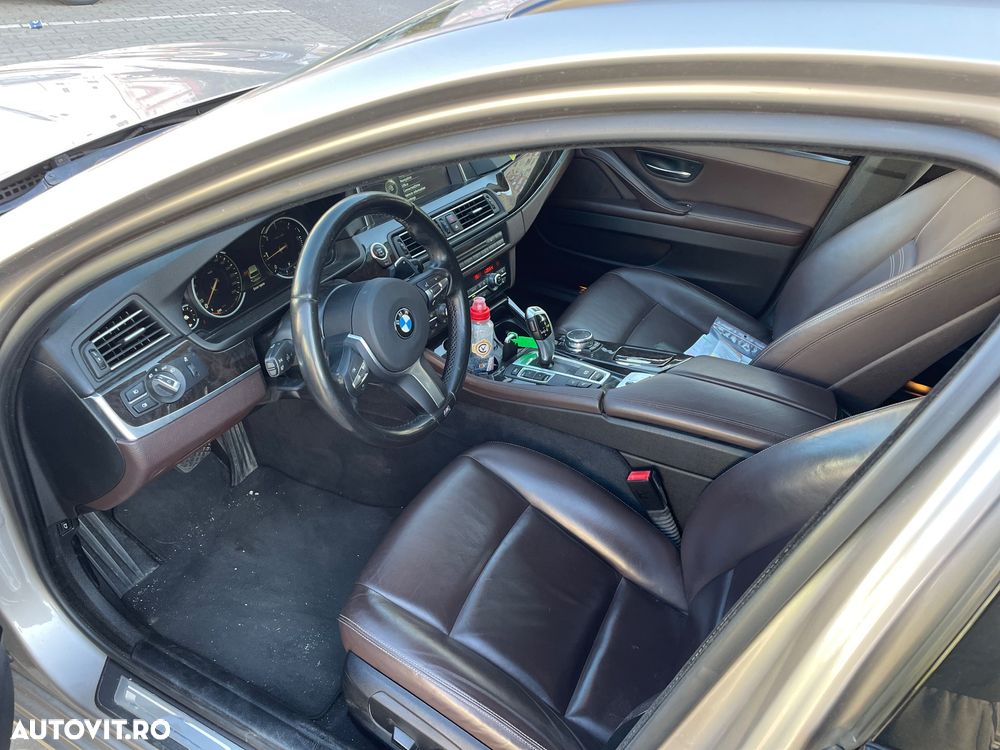BMW Seria 5 520d Touring Aut. Luxury Line - 16