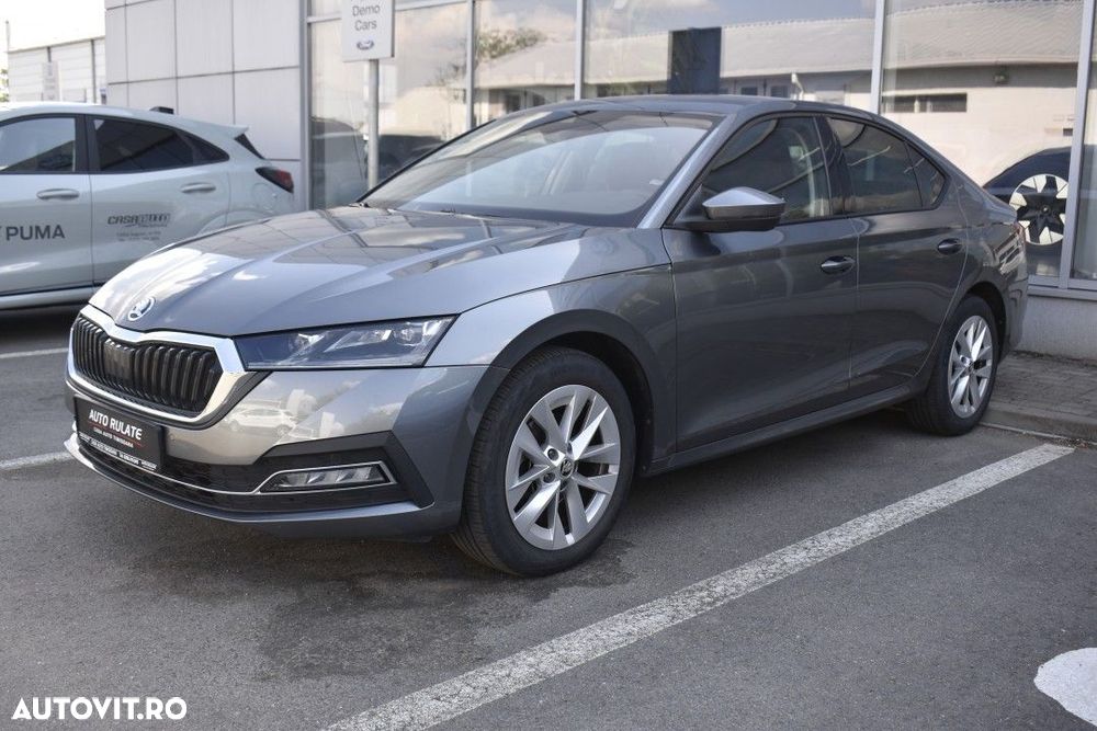 Skoda Octavia 2.0 TDI DSG Style - 2