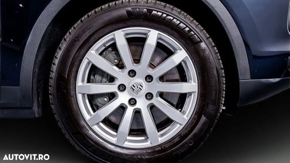 Porsche Cayenne S - 13