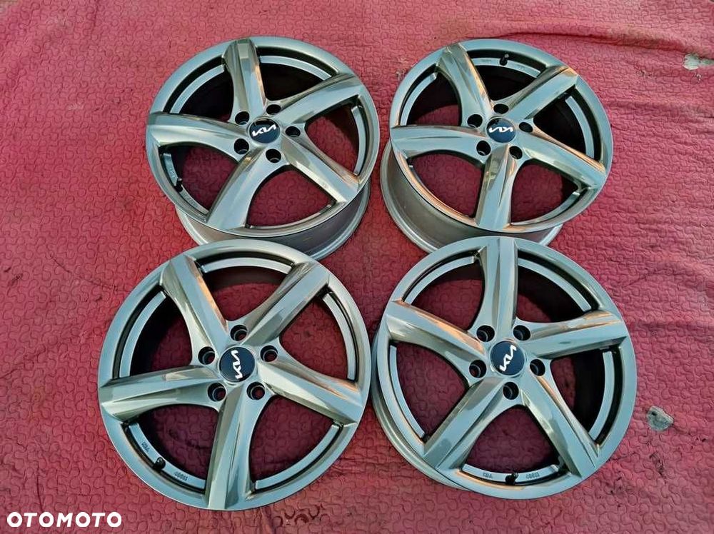 KOŁA całoroczne 16' KIA SPORTAGE - ET45 - 5x114,3 - 215/65/16 - 1