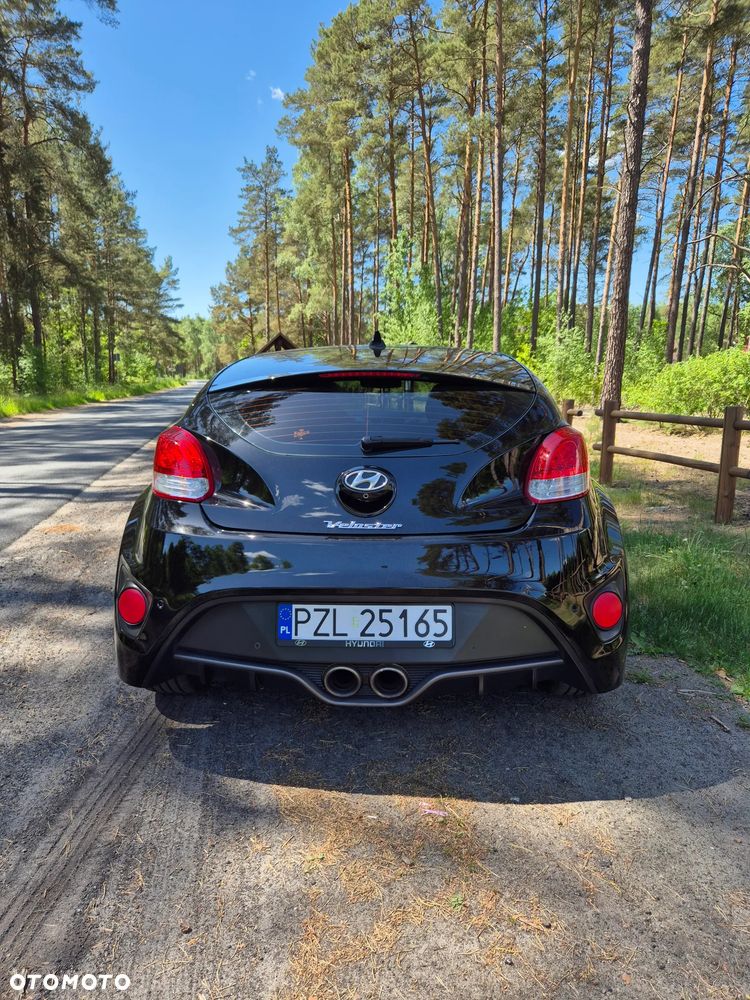 Hyundai Veloster 1.6 T-GDI Executive - 4