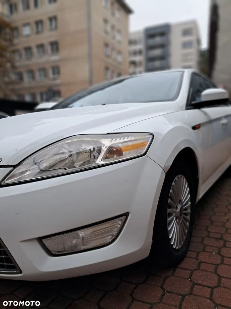 Ford Mondeo 2.0 Titanium - 16