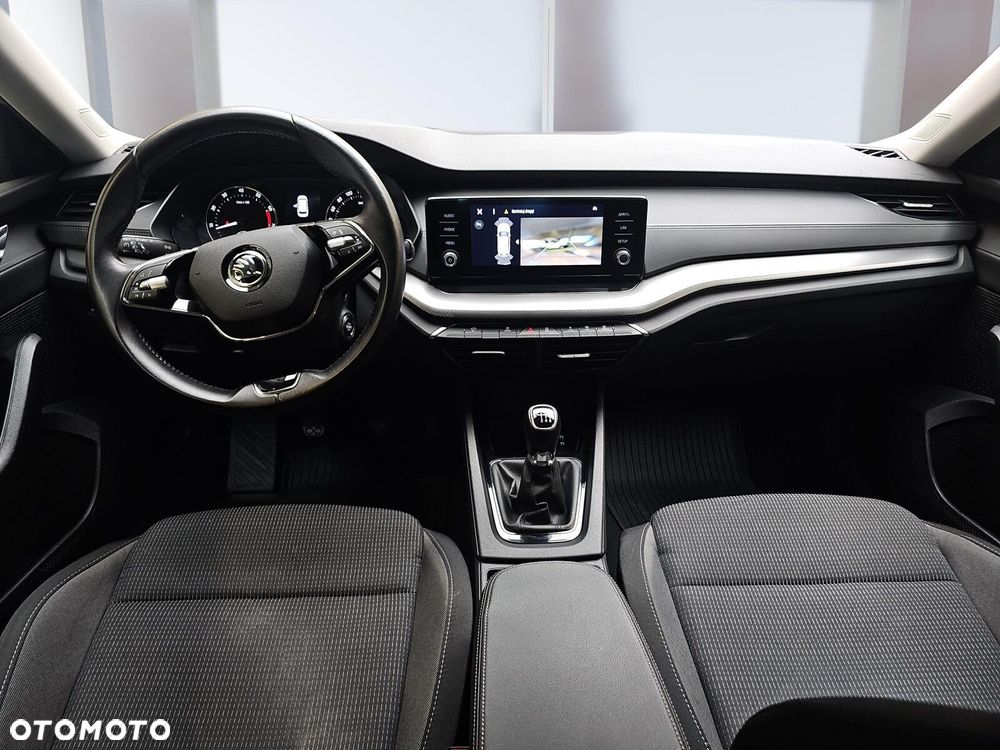 Skoda Octavia 1.5 TSI ACT Ambition - 8