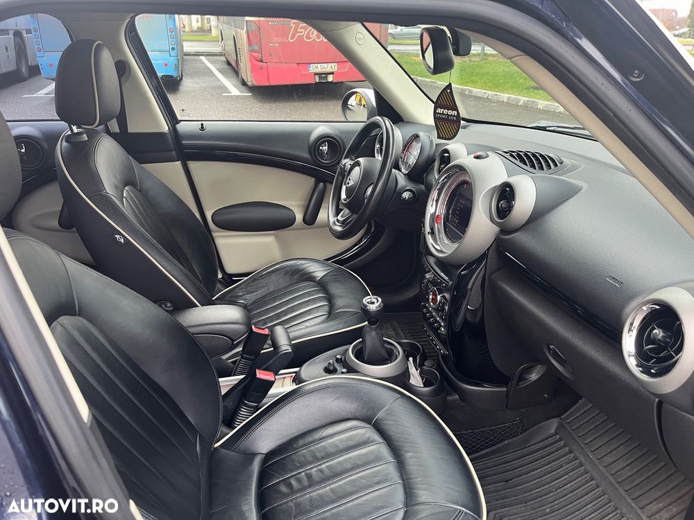 Mini Countryman Cooper SD ALL4 - 19