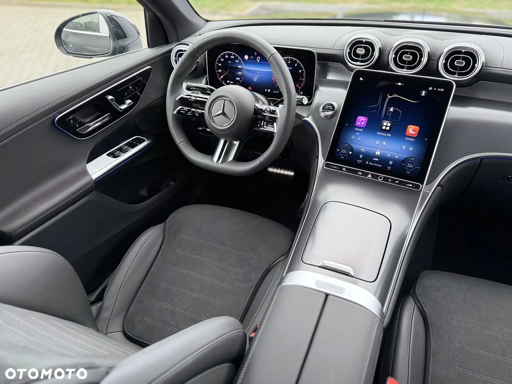 Mercedes-Benz GLC - 12