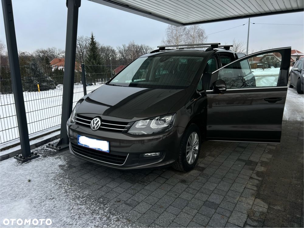 Volkswagen Sharan 2.0 TDI BMT Comfortline DSG - 2