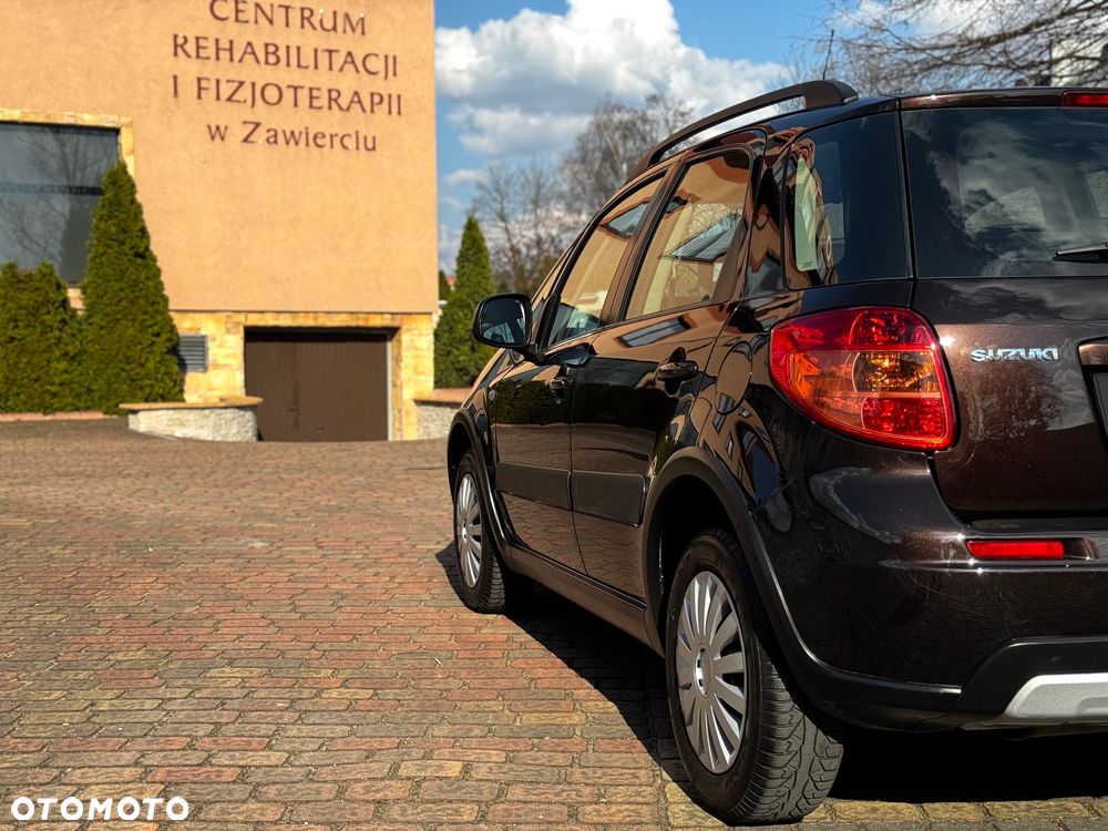 Suzuki SX4 1.6 Premium - 29