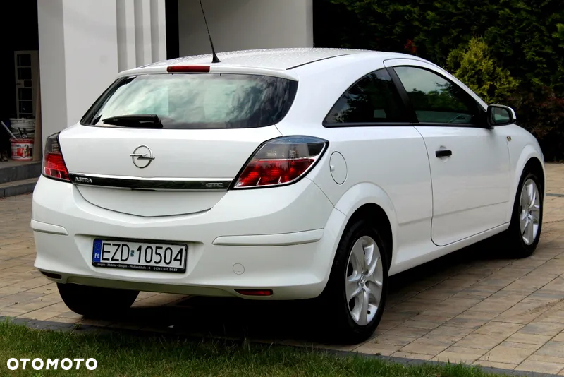 Opel Astra GTC 1.6 Catch me - 3