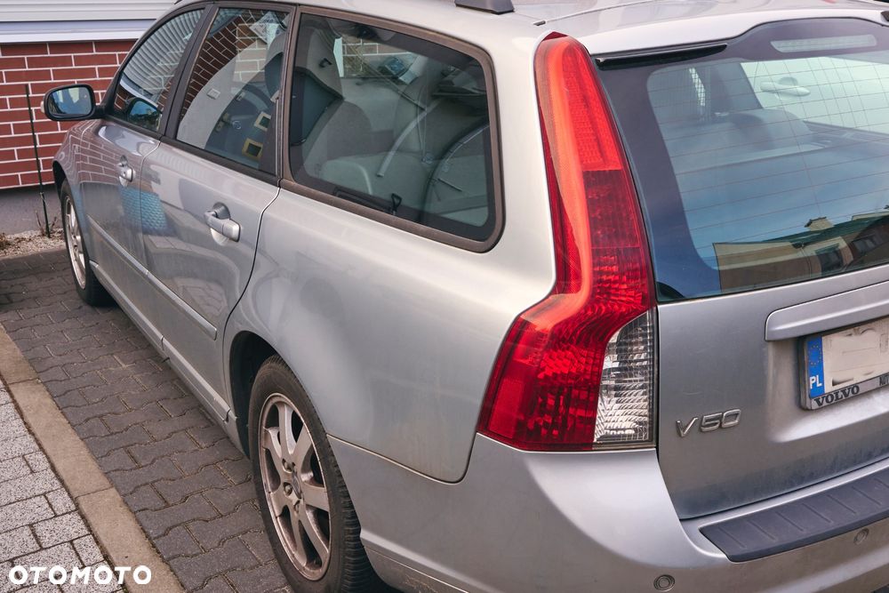 Volvo V50 2.0D - 11