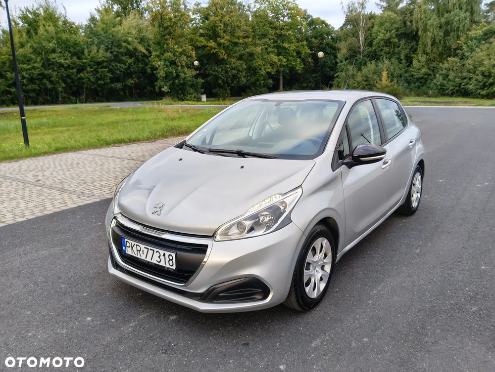Peugeot 208 1.2 PureTech Style - 10
