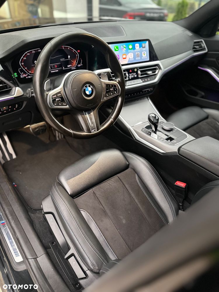 BMW Seria 3 320d xDrive M Sport - 6