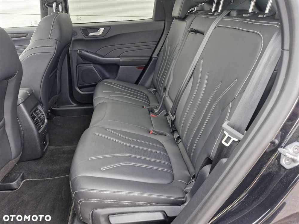 Ford Kuga - 9