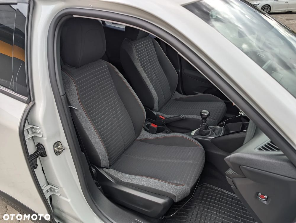 Peugeot 2008 PureTech 130 Active - 35
