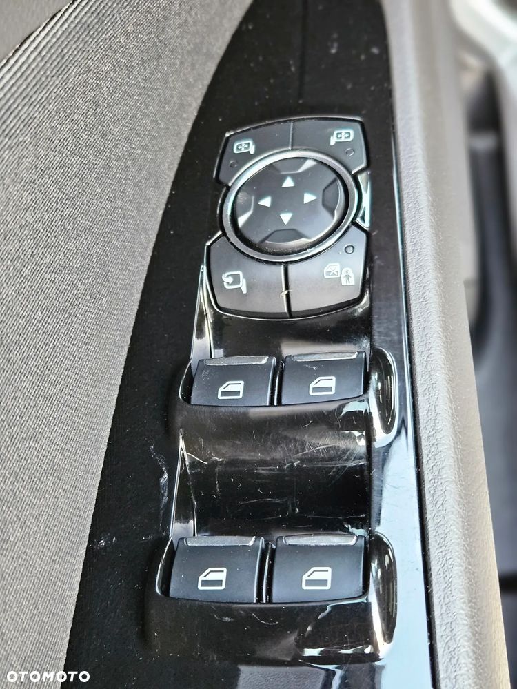 Ford Mondeo 2.0 EcoBlue Titanium - 9