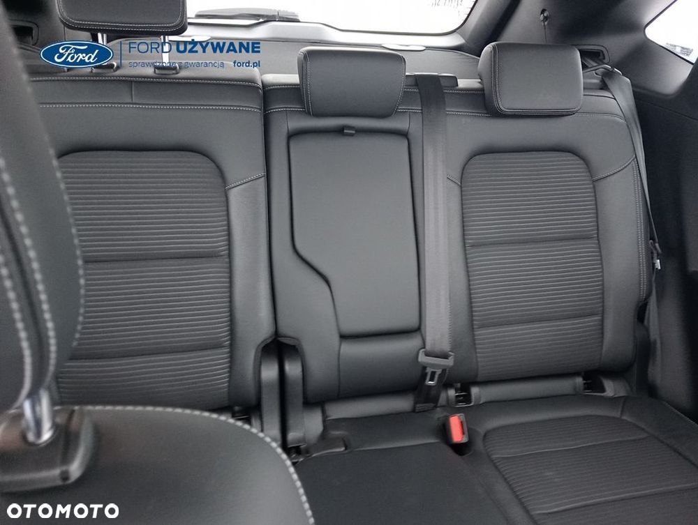 Ford Kuga - 21