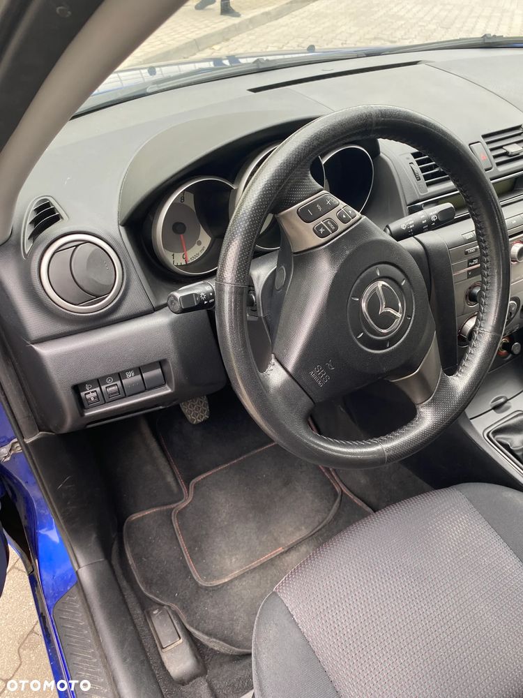 Mazda 3 - 15