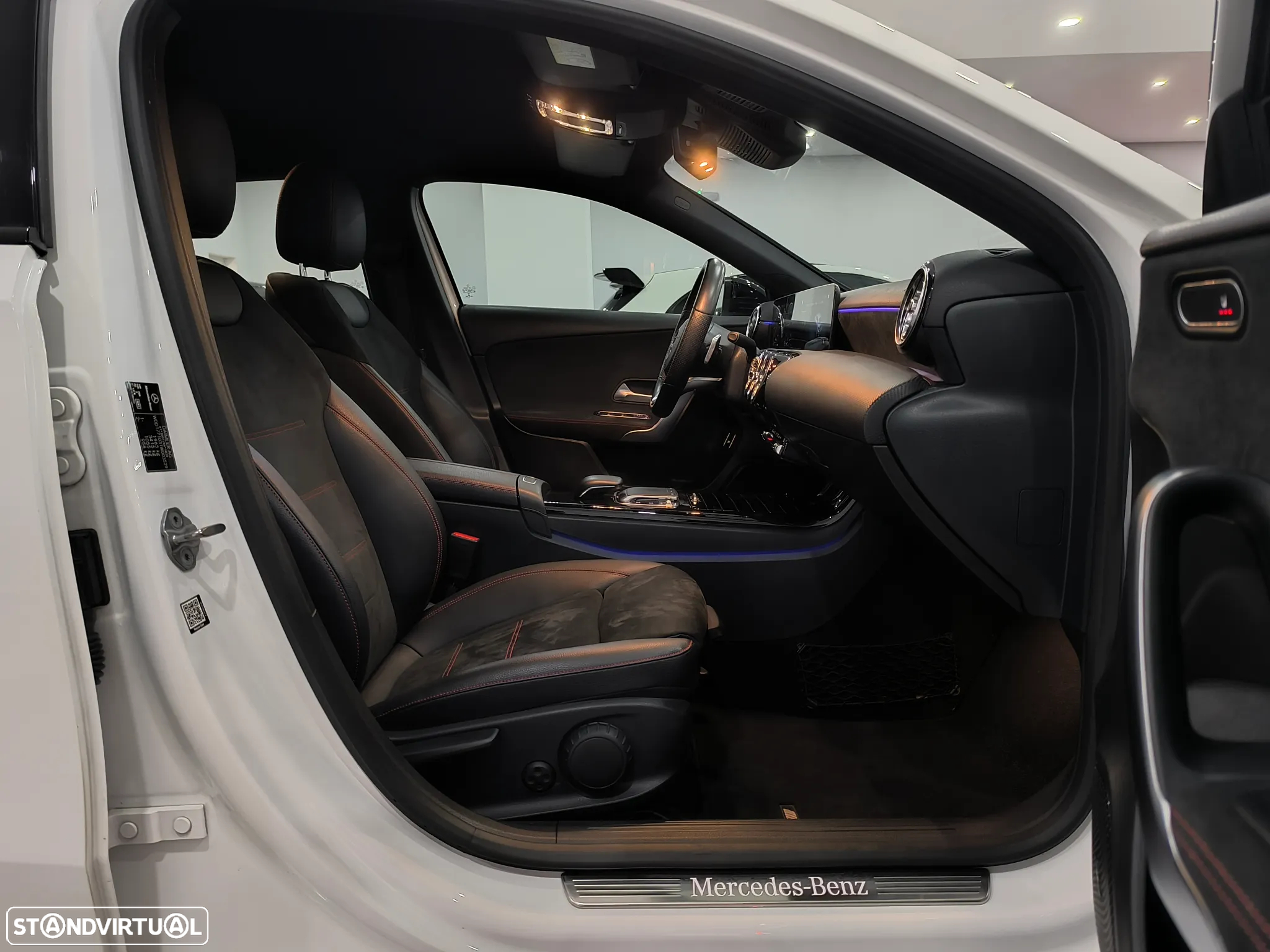 Mercedes-Benz A 180 Limousine d AMG Line Aut. - 25