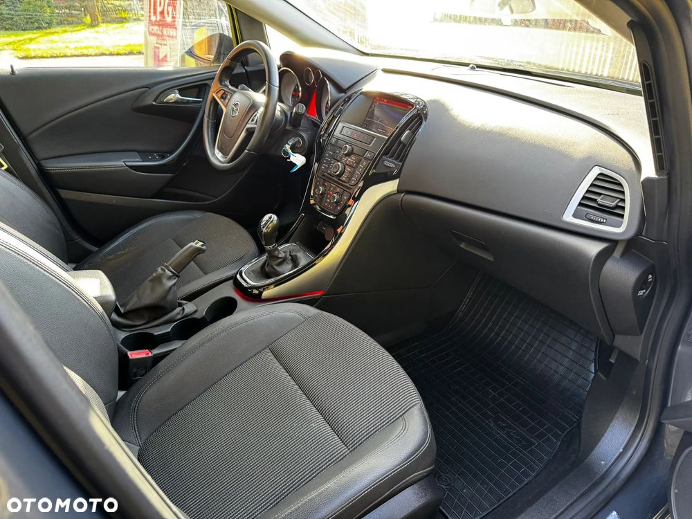 Opel Astra 1.4 Turbo Cosmo - 7