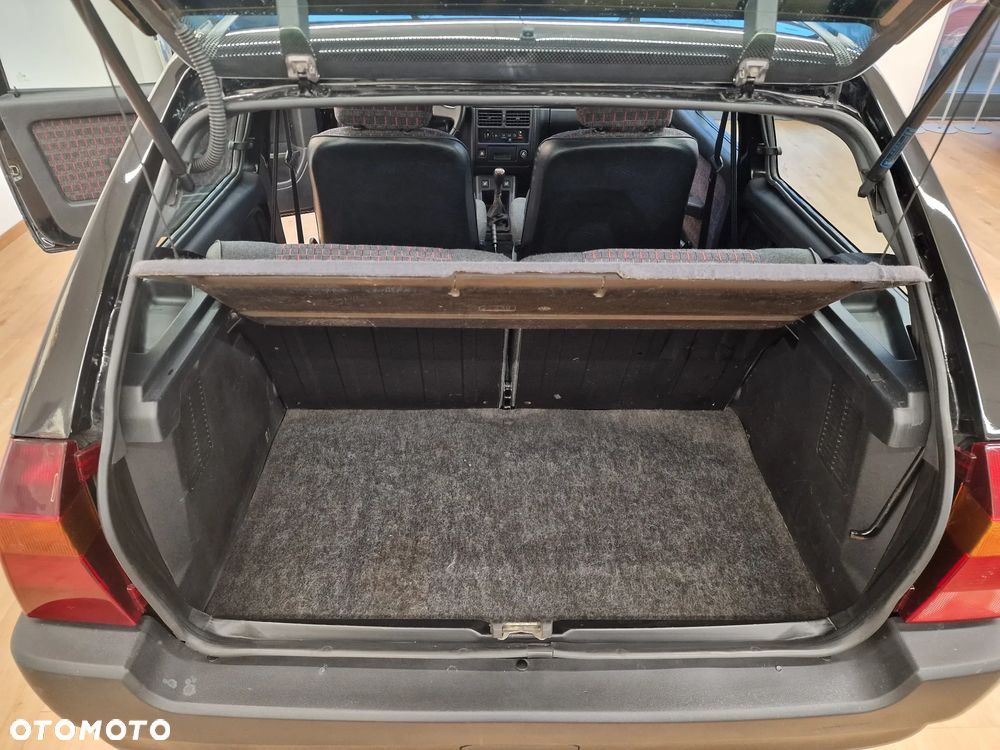 Citroën AX - 33