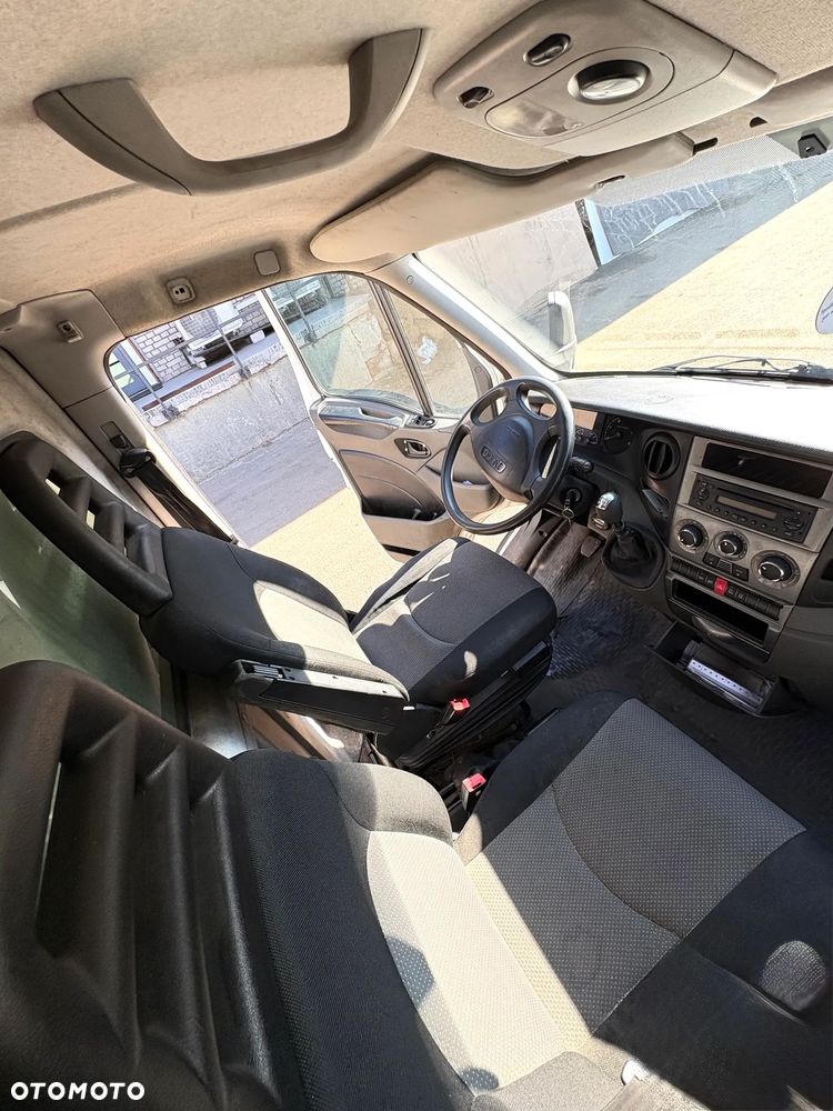 Iveco DAILY 35C21 - 10