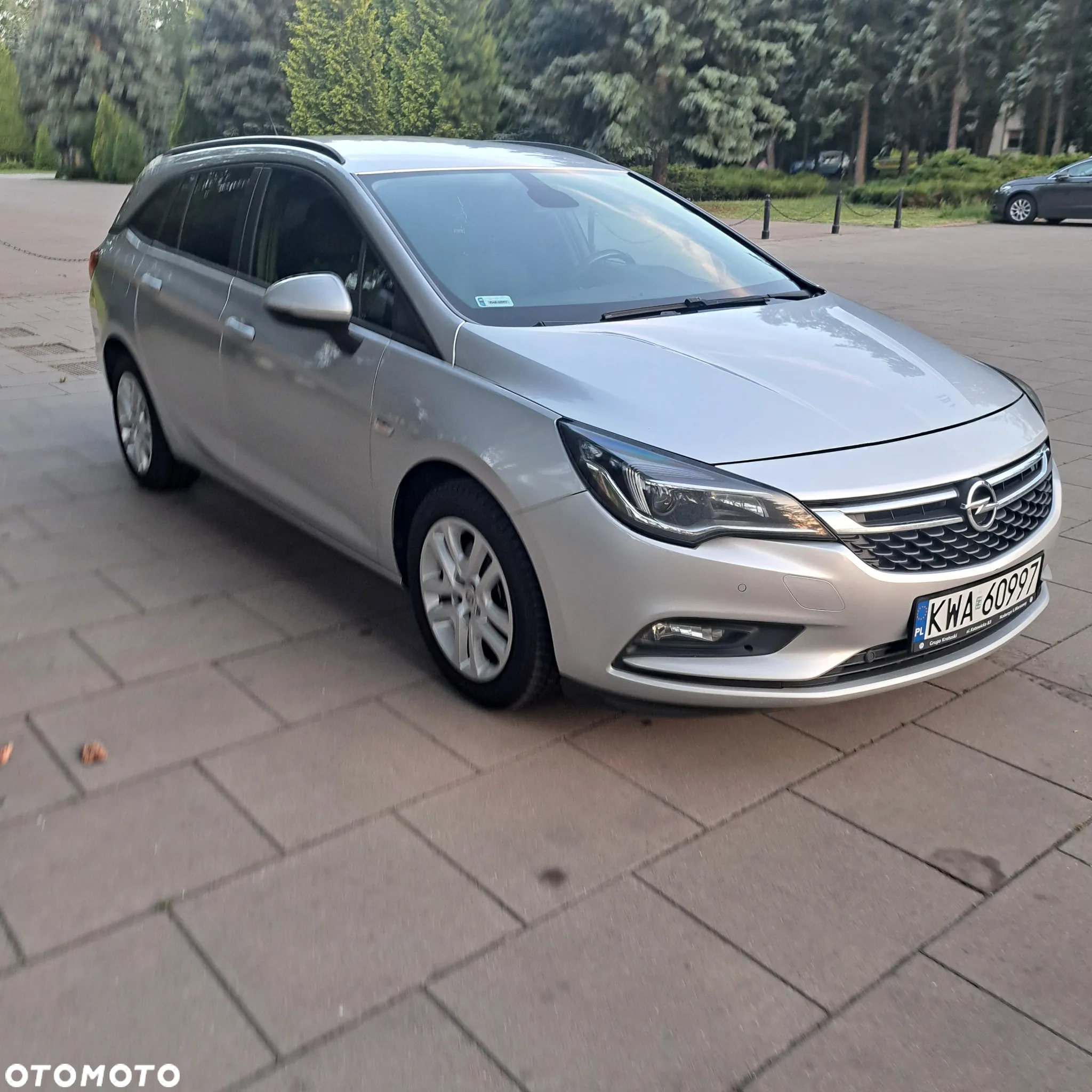 Opel Astra IV 1.6 CDTI Executive - 5
