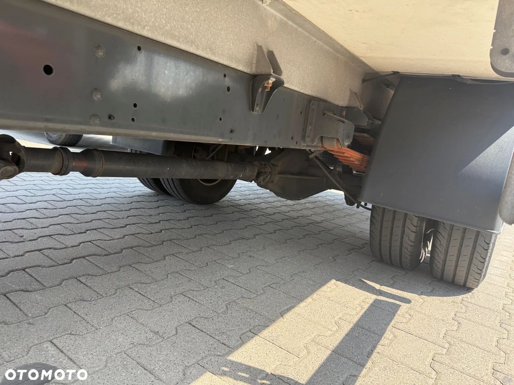Iveco 70C18 - 18
