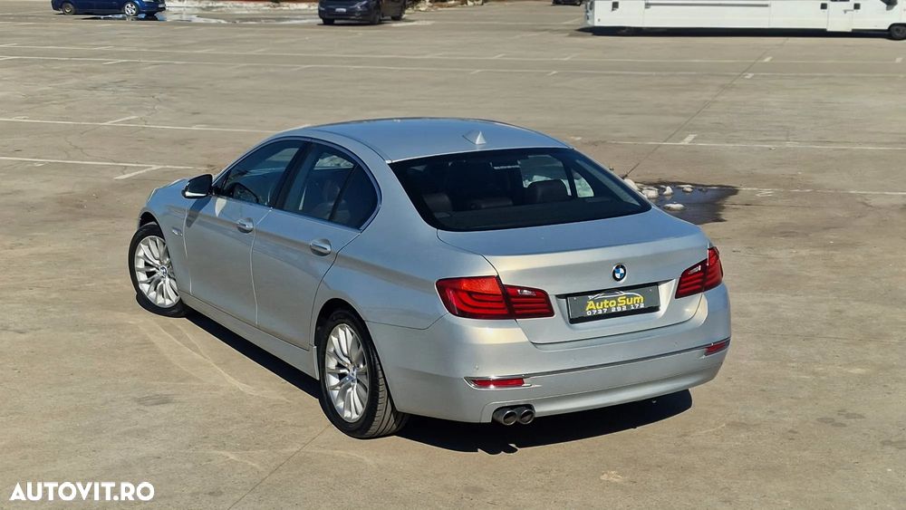 BMW Seria 5 520d - 12
