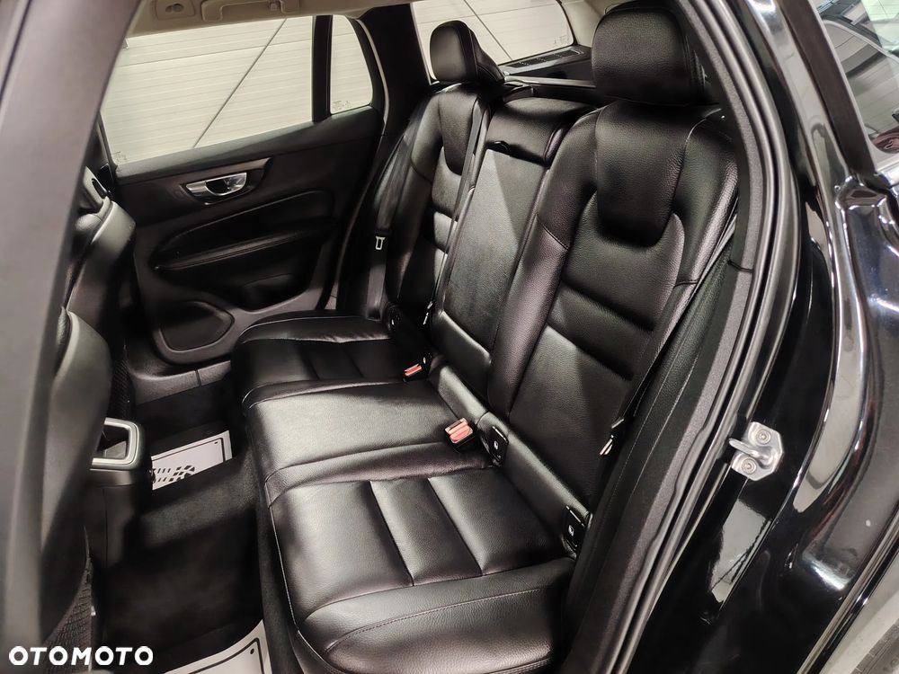 Volvo V60 B4 B Geartronic Inscription - 24