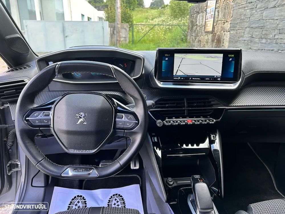 Peugeot e-208 50 kWh GT Line - 14