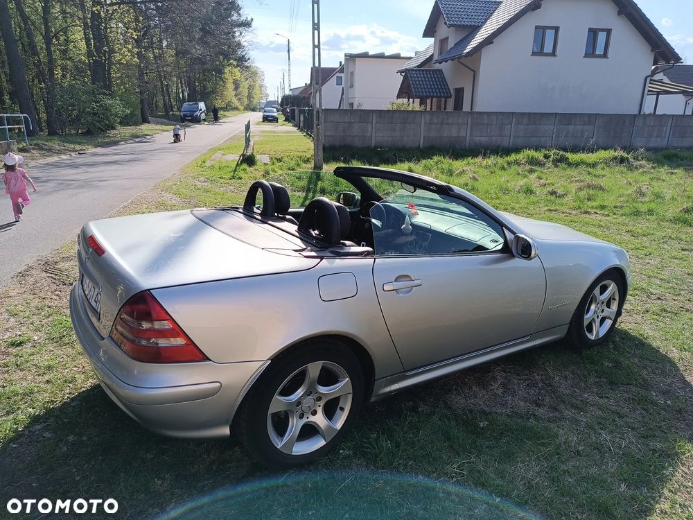 Mercedes-Benz SLK - 11