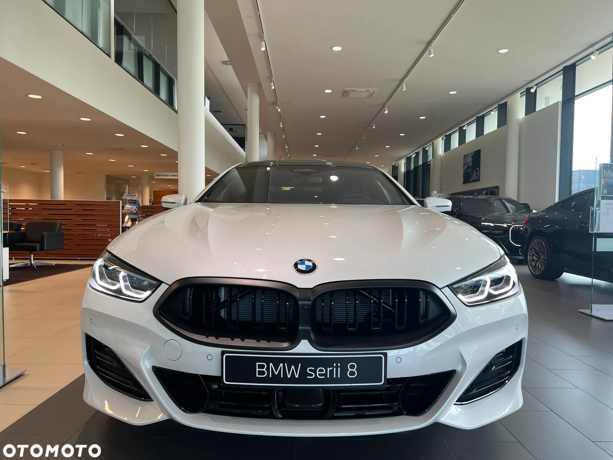 BMW Seria 8 840d xDrive mHEV - 2