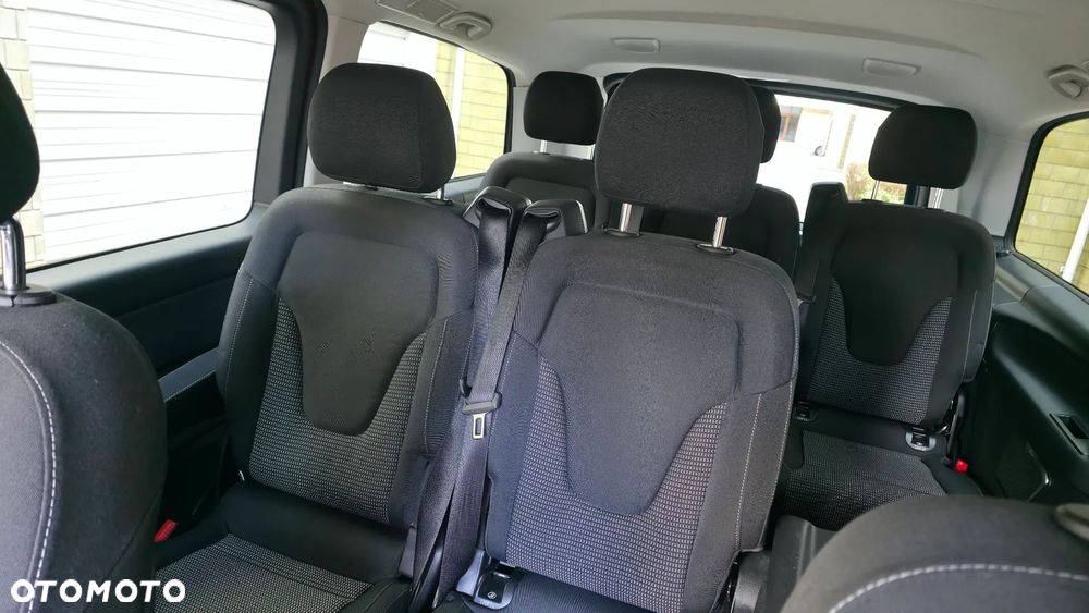 Mercedes-Benz Klasa V 300 d 4-Matic Avantgarde 9G-Tronic (ekstra d³) - 7