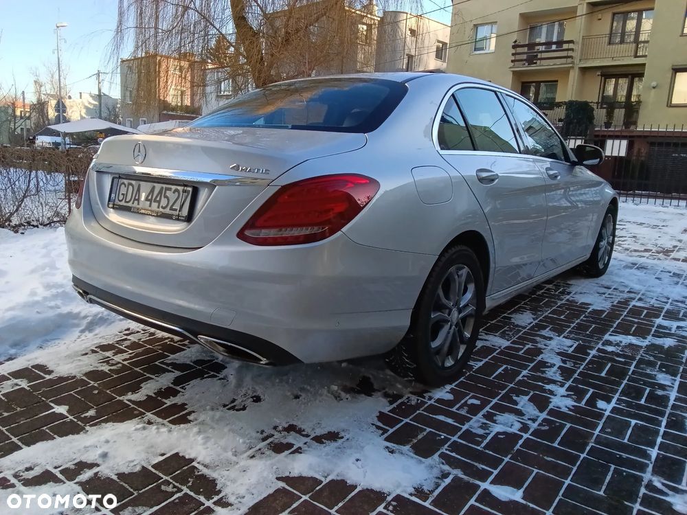 Mercedes-Benz Klasa C 200 4-Matic 7G-TRONIC - 4