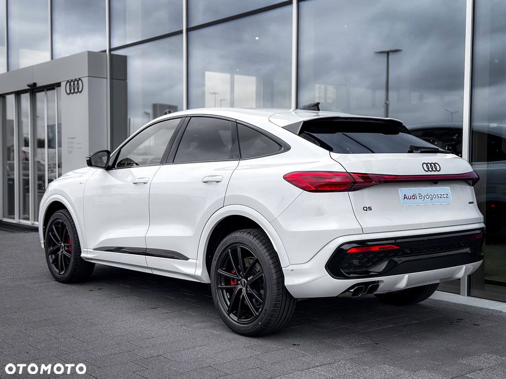Audi Q5 Sportback - 8