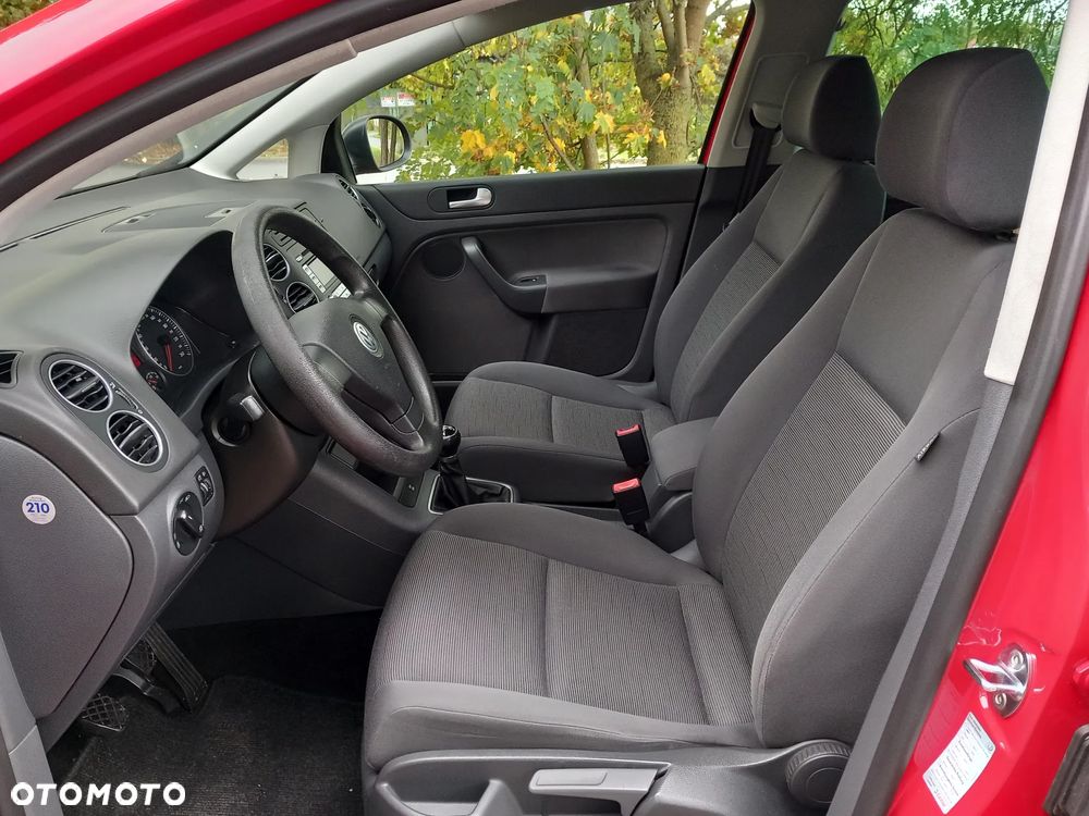Volkswagen Golf Plus - 17