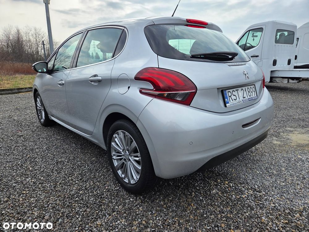 Peugeot 208 PureTech 110 Stop & Start Active - 5